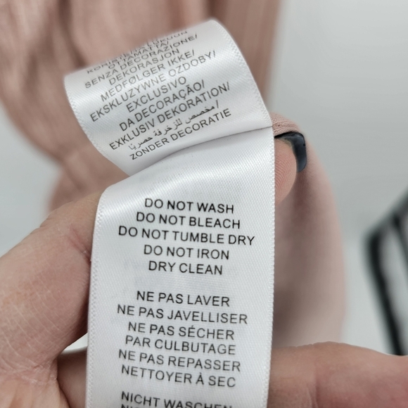 Adrianna Papell Pleated metallic vneck Gown Women size 8 Blush Pink maxi Formal - Picture 15 of 15